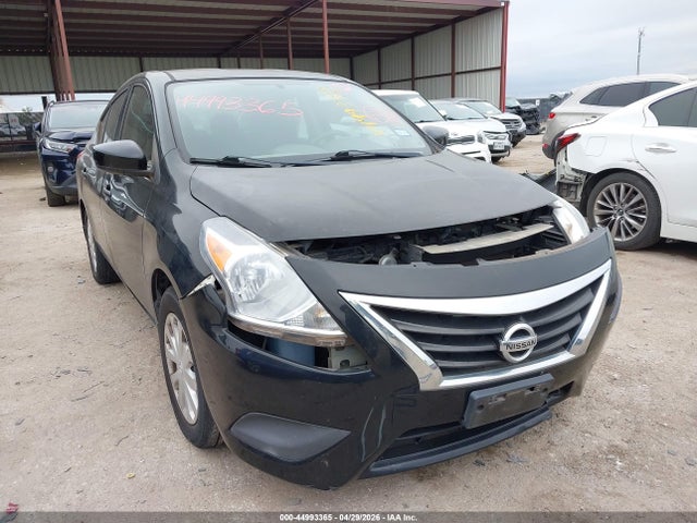 Salvage Nissan Versa Image