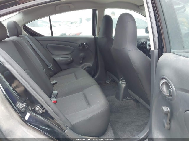 Nissan Versa 1.6 S+