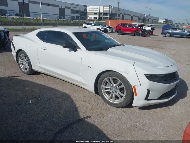 Salvage Chevrolet Camaro Image