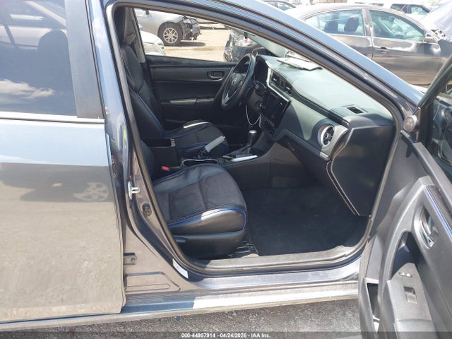 Toyota Corolla Se