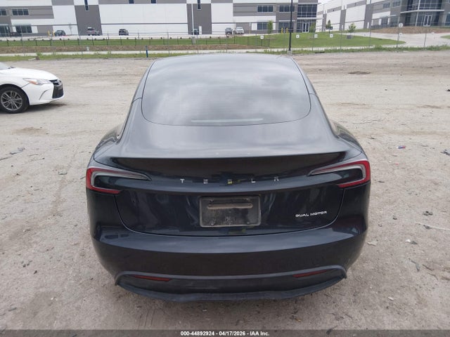 Tesla Model 3 Long Range All-wheel Drive