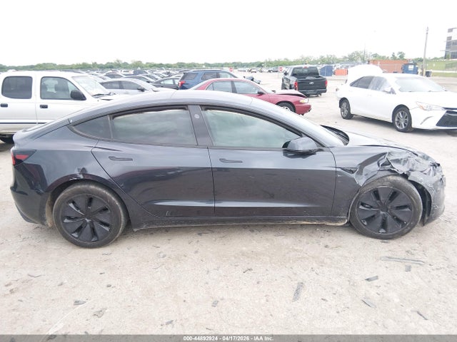 Tesla Model 3 Long Range All-wheel Drive