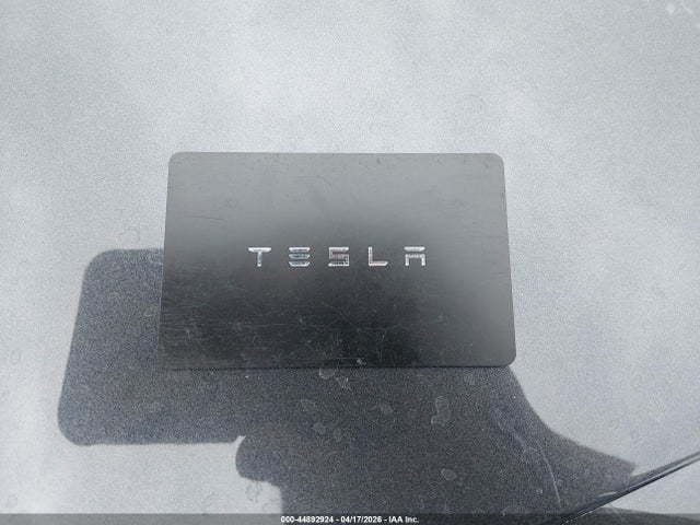 Tesla Model 3 Long Range All-wheel Drive