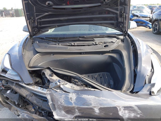 Tesla Model 3 Rear-wheel Drive