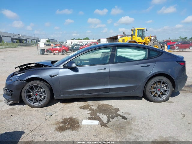 Tesla Model 3 Rear-wheel Drive