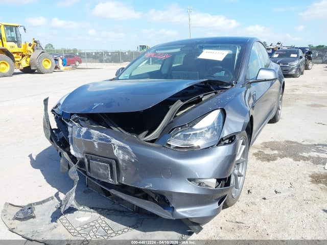 Tesla Model 3 Rear-wheel Drive