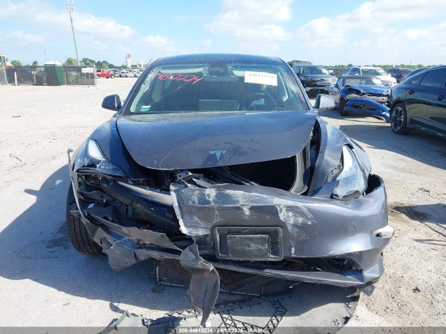 Tesla Model 3 Rear-wheel Drive