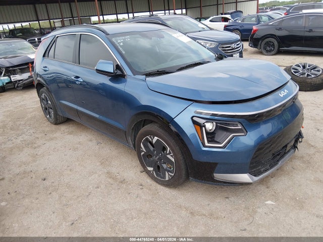 Salvage Kia Niro Image