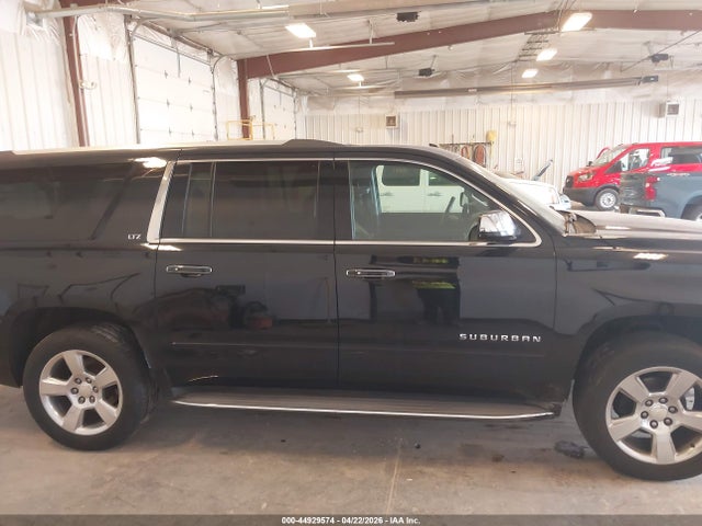 Chevrolet Suburban 1500 Ltz