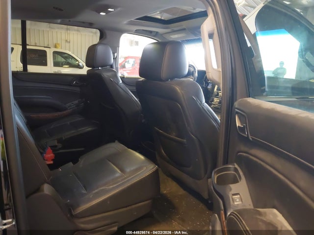 Chevrolet Suburban 1500 Ltz