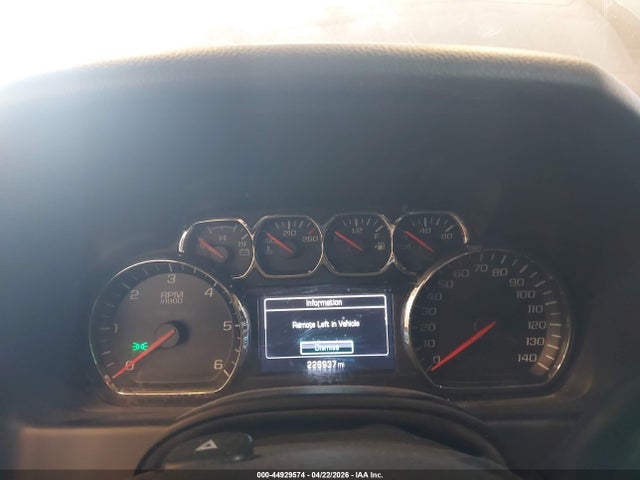 Chevrolet Suburban 1500 Ltz