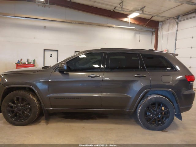 Jeep Grand Cherokee Altitude 4x4