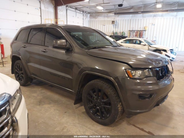 Salvage Jeep Grand Cherokee Image