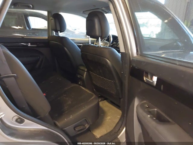 Kia Sorento Lx V6