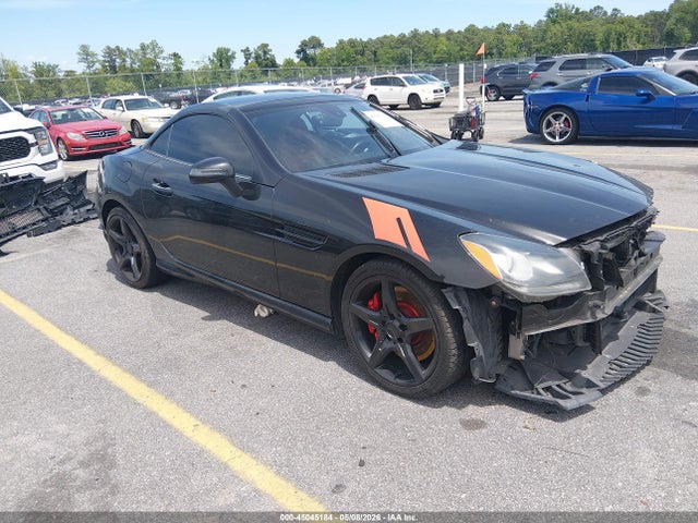 Salvage Mercedes-Benz Slk-class Image