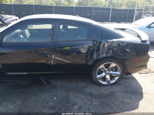 Dodge Charger Sxt