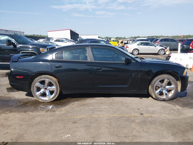 Dodge Charger Sxt
