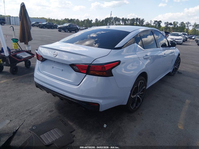 Nissan Altima Sr Intelligent Awd