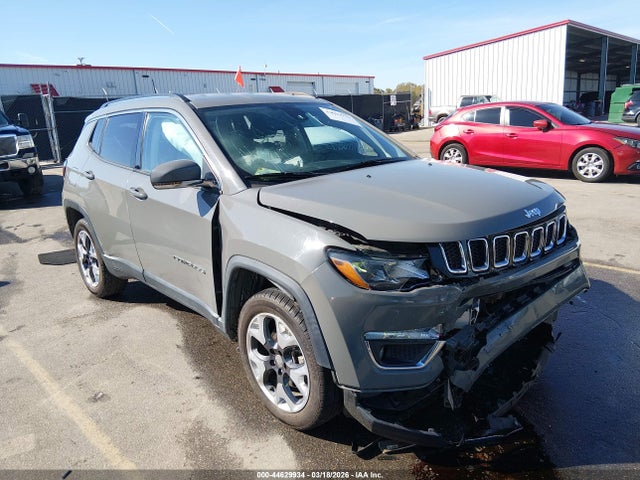 Salvage Jeep Compass Image