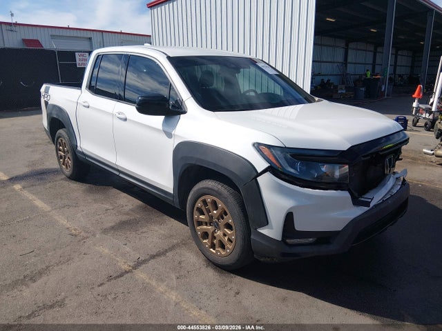 Salvage Honda Ridgeline Image