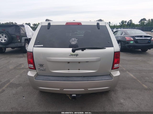 Jeep Grand Cherokee Laredo