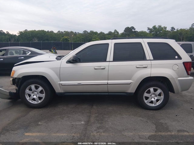 Jeep Grand Cherokee Laredo
