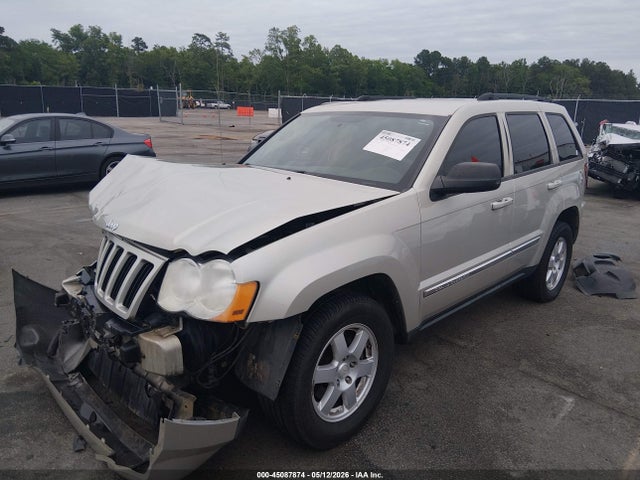 Jeep Grand Cherokee Laredo