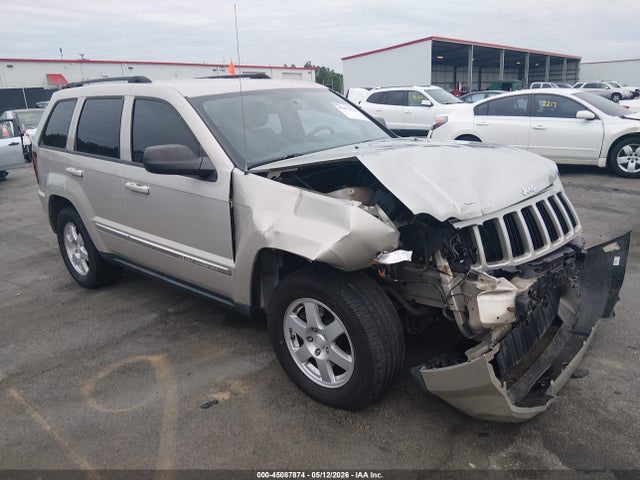Salvage Jeep Grand Cherokee Image