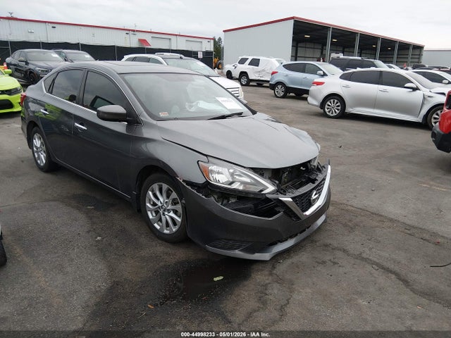 Salvage Nissan Sentra Image
