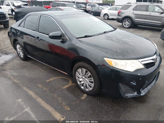 Salvage Toyota Camry Image