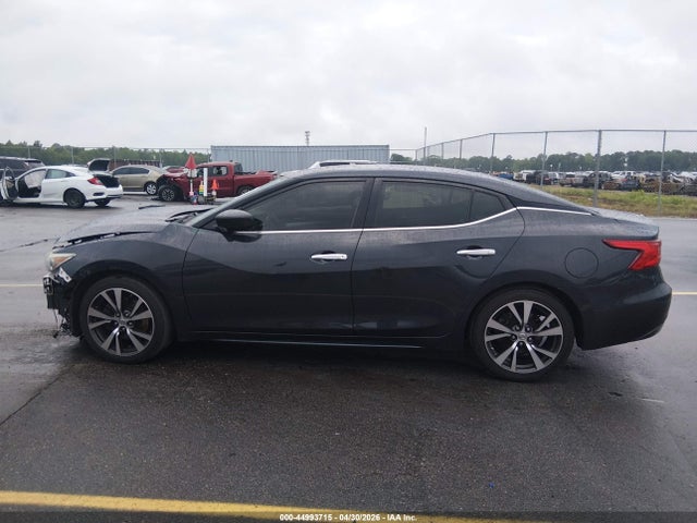 Nissan Maxima