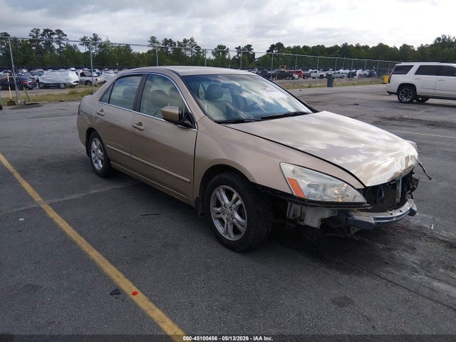 Salvage Honda Accord Image