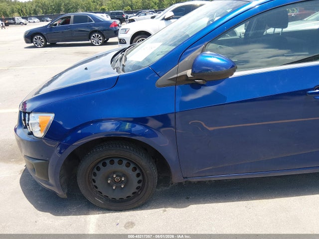 Chevrolet Sonic Lt Auto
