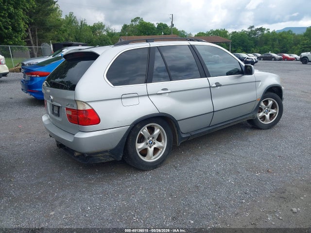 BMW X Series 4.4