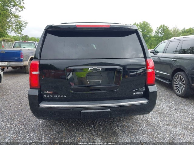 Chevrolet Suburban Premier