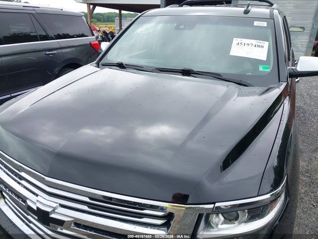 Chevrolet Suburban Premier