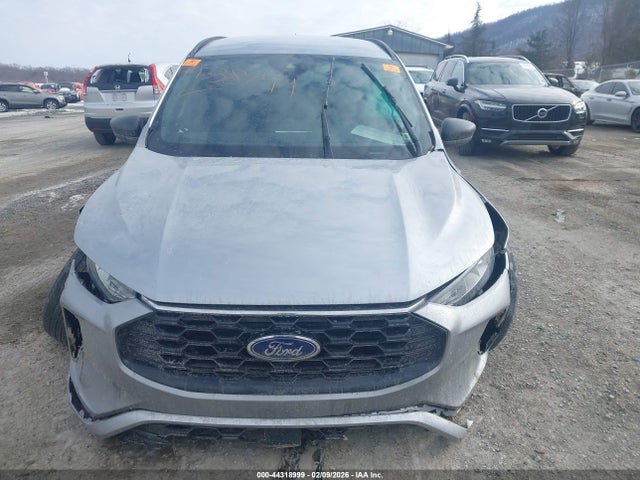 Ford Escape St-line