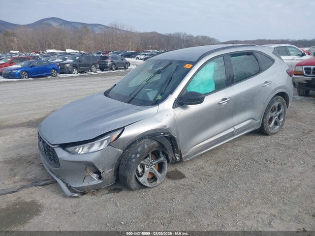 Ford Escape St-line