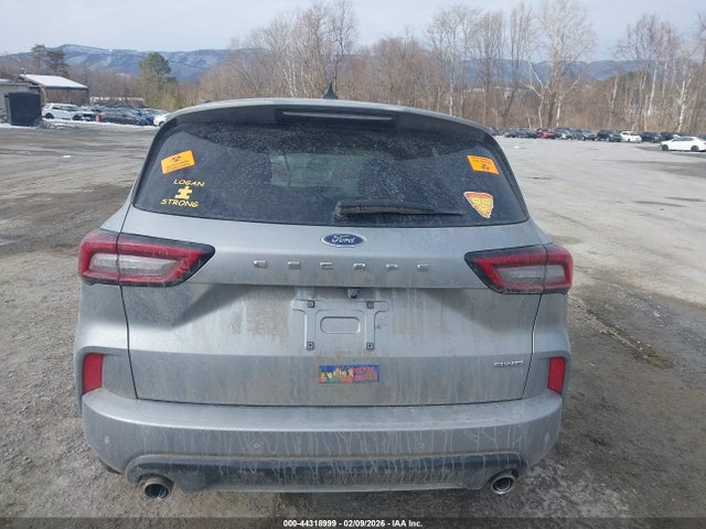Ford Escape St-line
