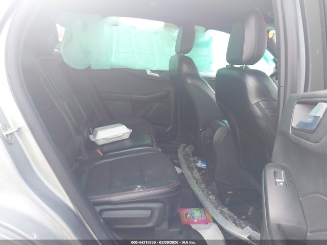 Ford Escape St-line