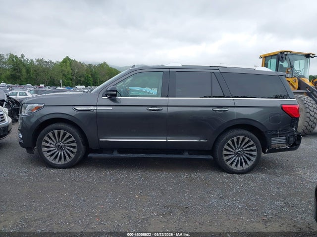 Lincoln Navigator Reserve