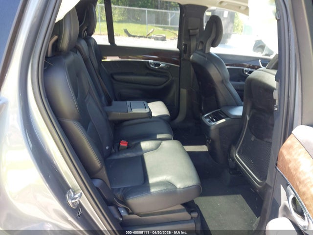 Volvo XC90 T6 Momentum