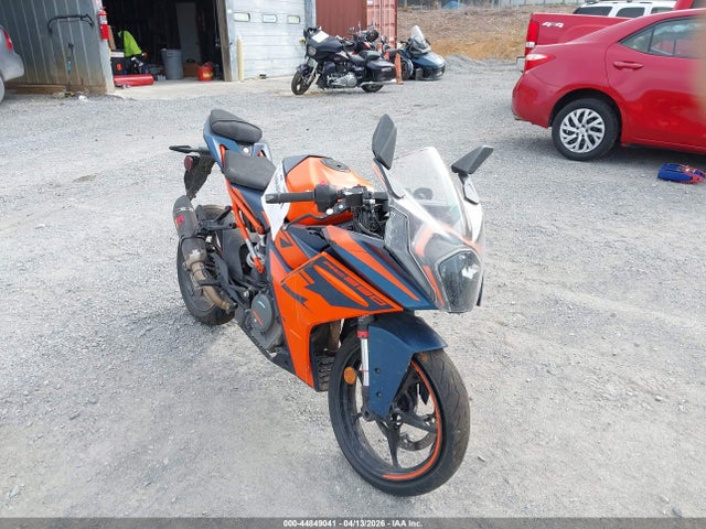 Salvage KTM 390 Image