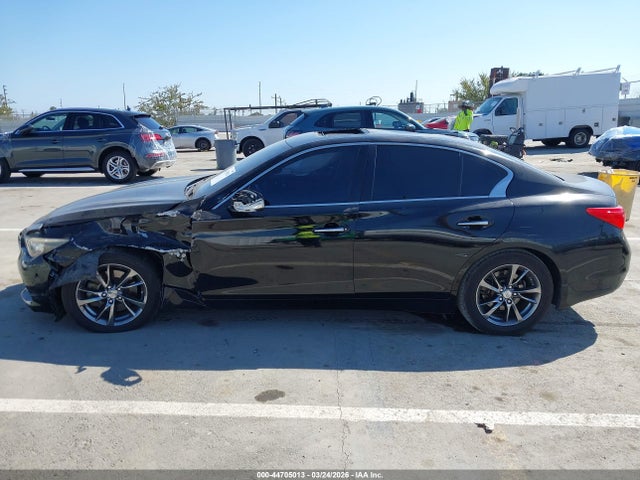 INFINITI Q50 3.0t Signature Edition