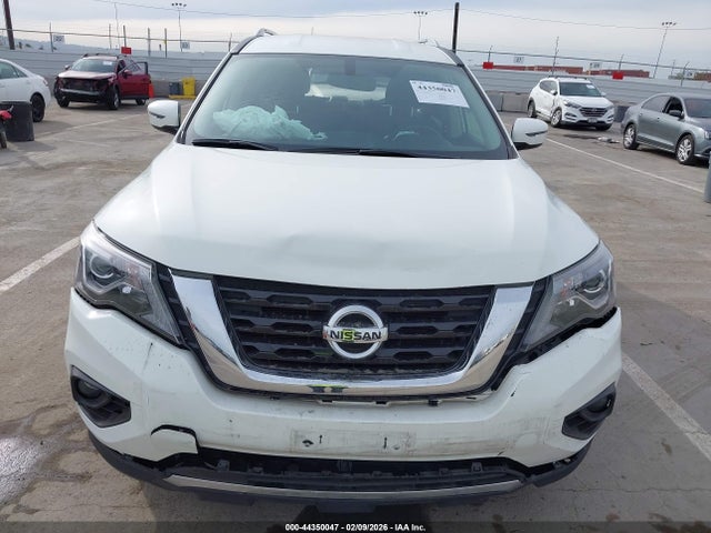 Nissan Pathfinder Sv 2wd