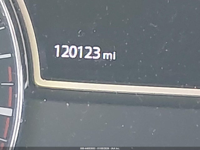 Nissan Pathfinder Sv