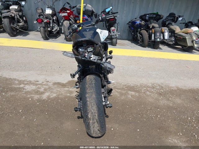 Yamaha Mt09 C