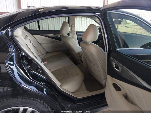 INFINITI Q50 3.0t Sport