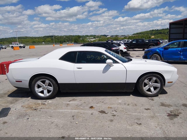 Dodge Challenger Sxt
