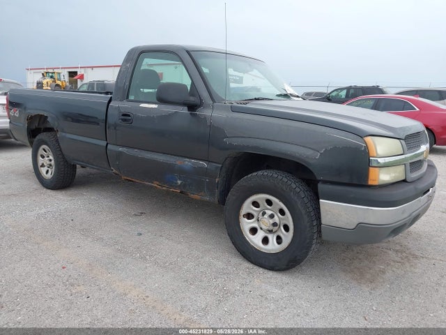 Salvage Chevrolet Silverado 1500 Image